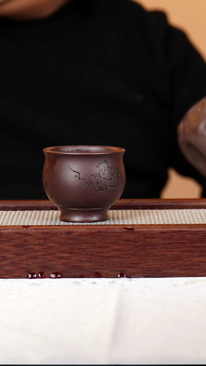 茶杯紫砂紫砂主人杯 老紫泥刻绘150CC 740