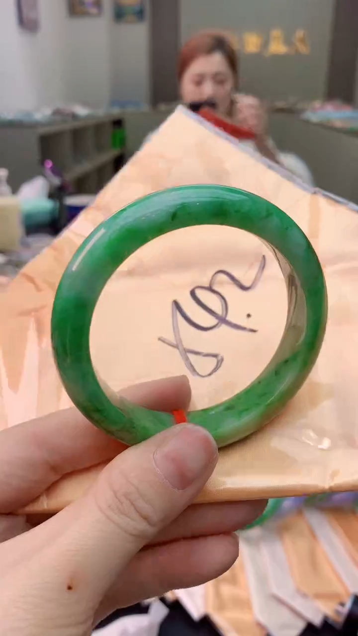 【闪购商品】翡翠手镯未镶嵌0364137218