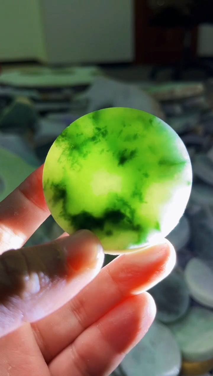 【闪购商品】翡翠挂件未镶嵌A货康壹411