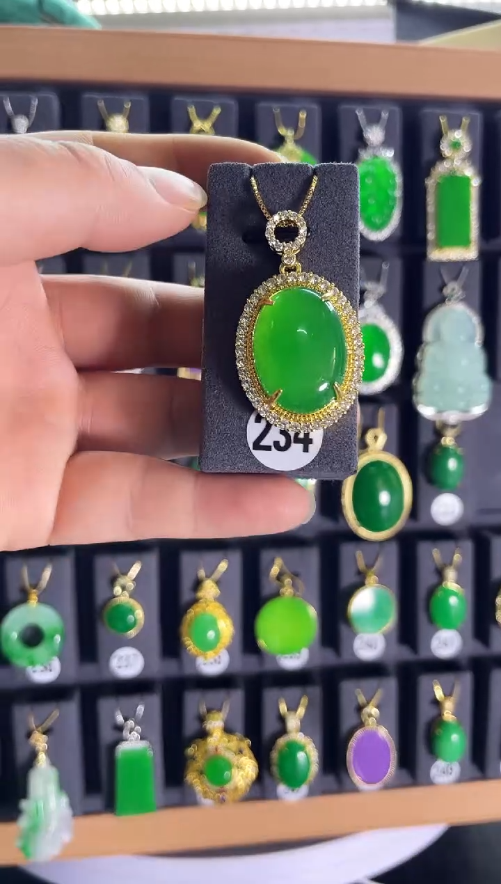 【闪购商品】翡翠耳饰银S925镶嵌234..