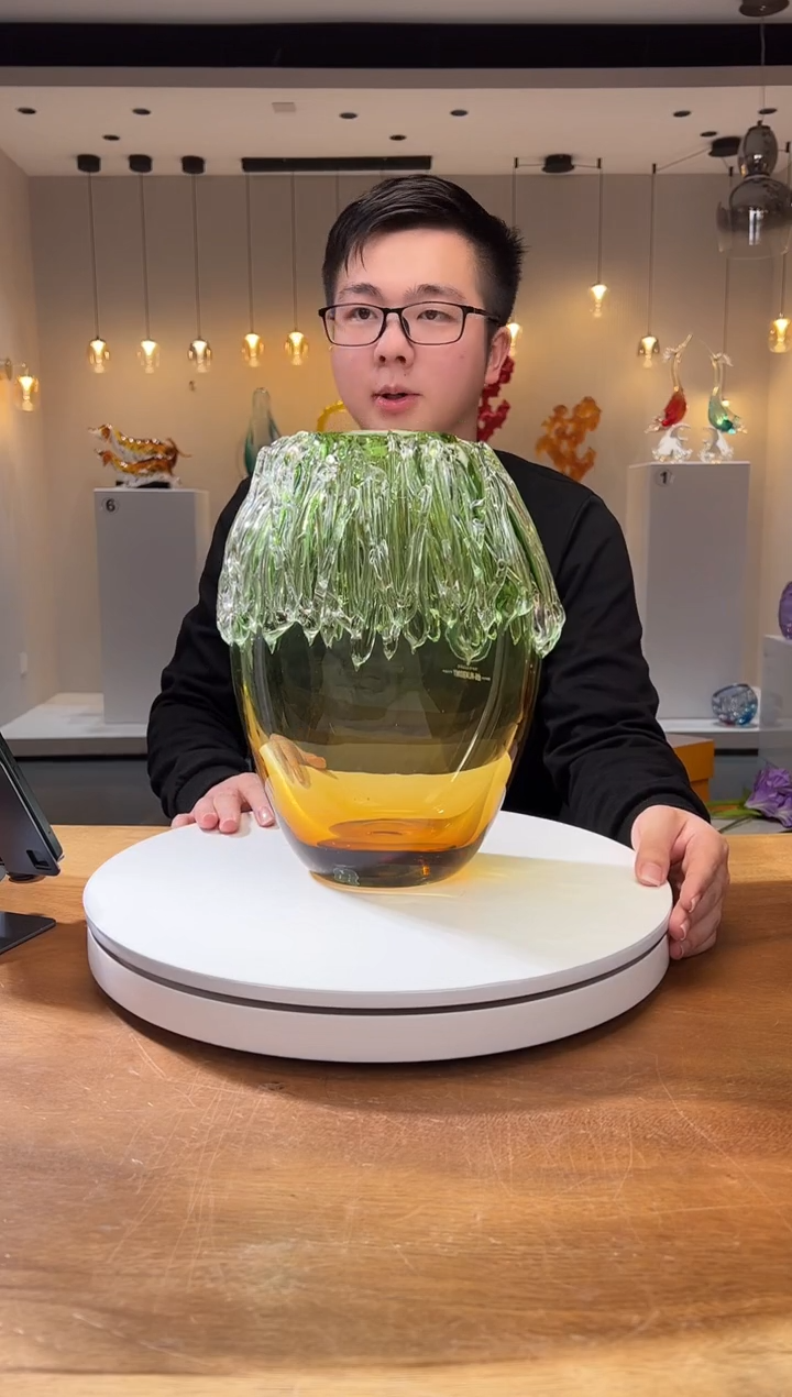 【闪购商品】茶宠中号祖母绿茶金花器