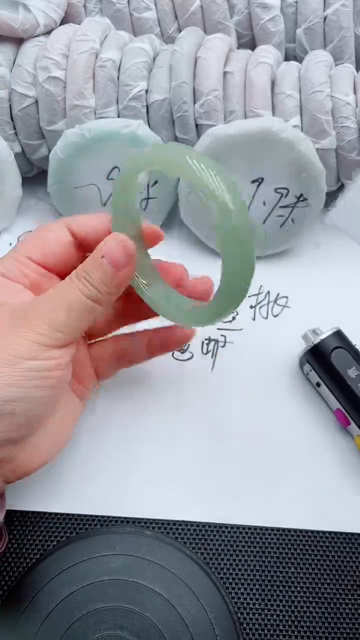 未镶嵌手镯石英质玉39-54-55