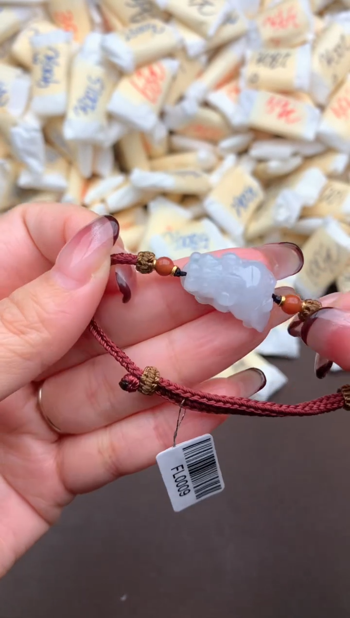 【闪购商品】翡翠挂件未镶嵌一