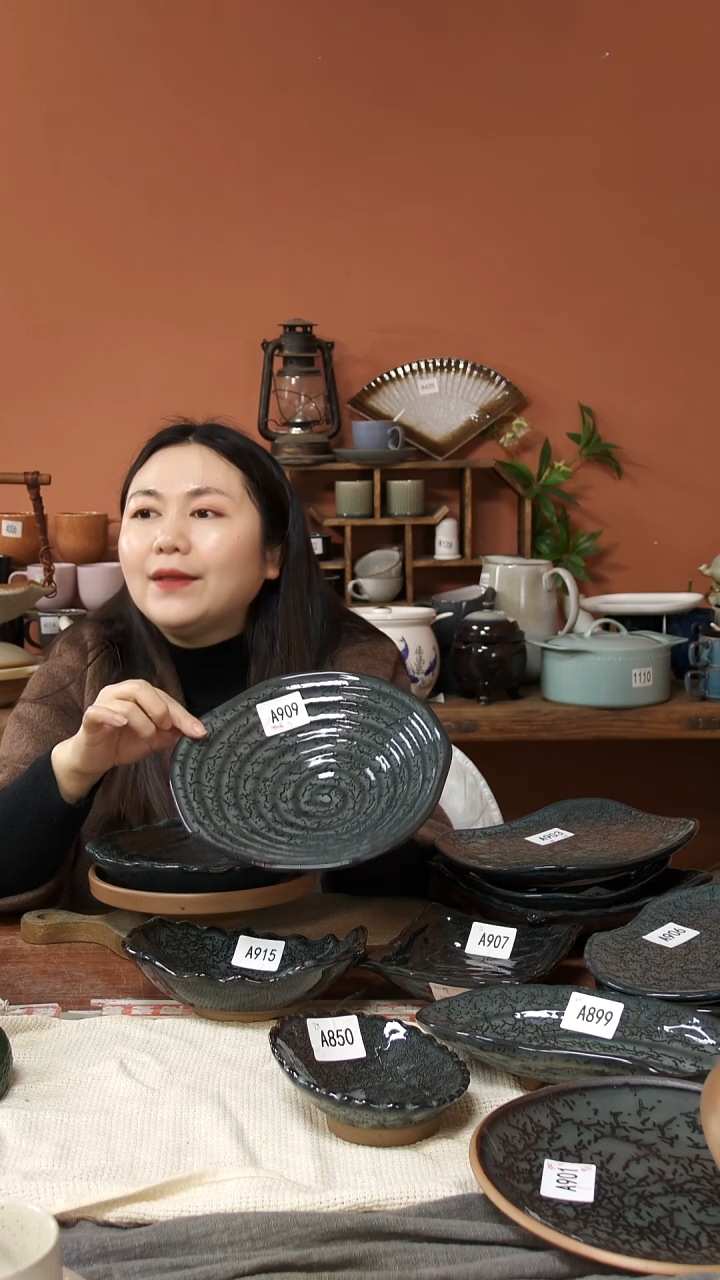 陶瓷A909陶瓷窑变螺纹不规则圆盘一个微瑕23*5