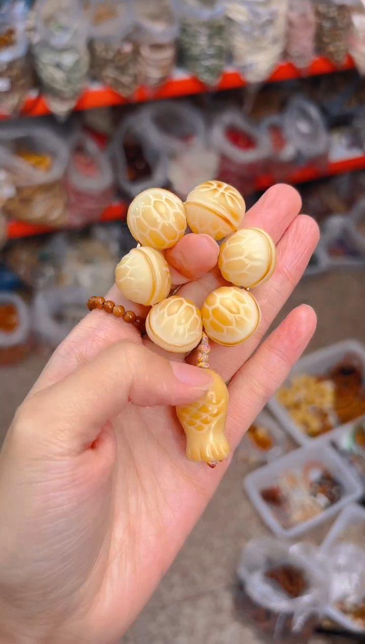 吊坠菩提根/象牙果富甲天下手捻 黄色