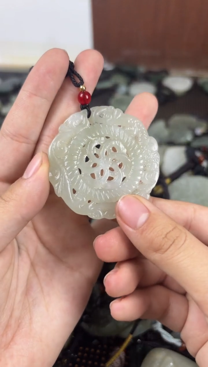 【闪购商品】和田玉颈饰未镶嵌1