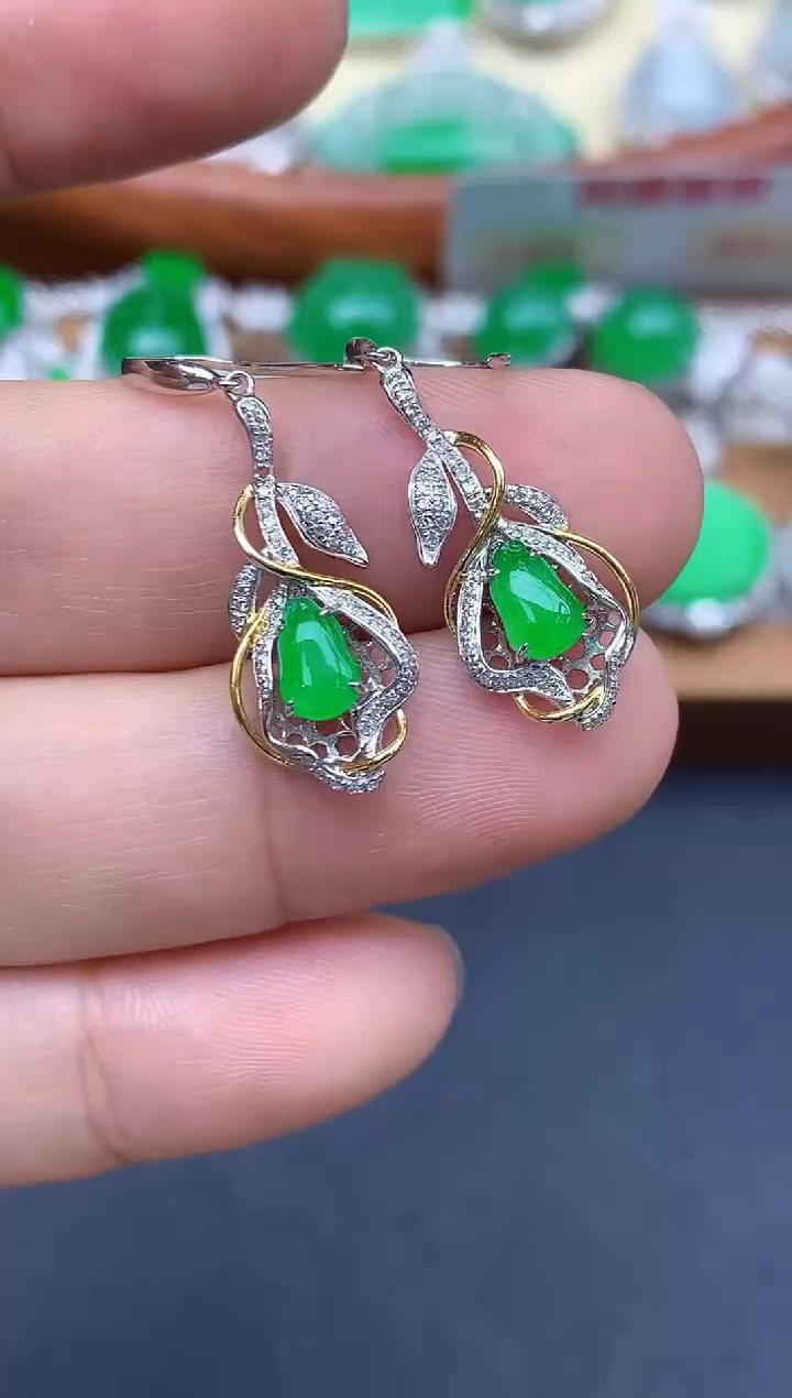 18K金镶嵌翡翠耳饰524-中国好珍宝