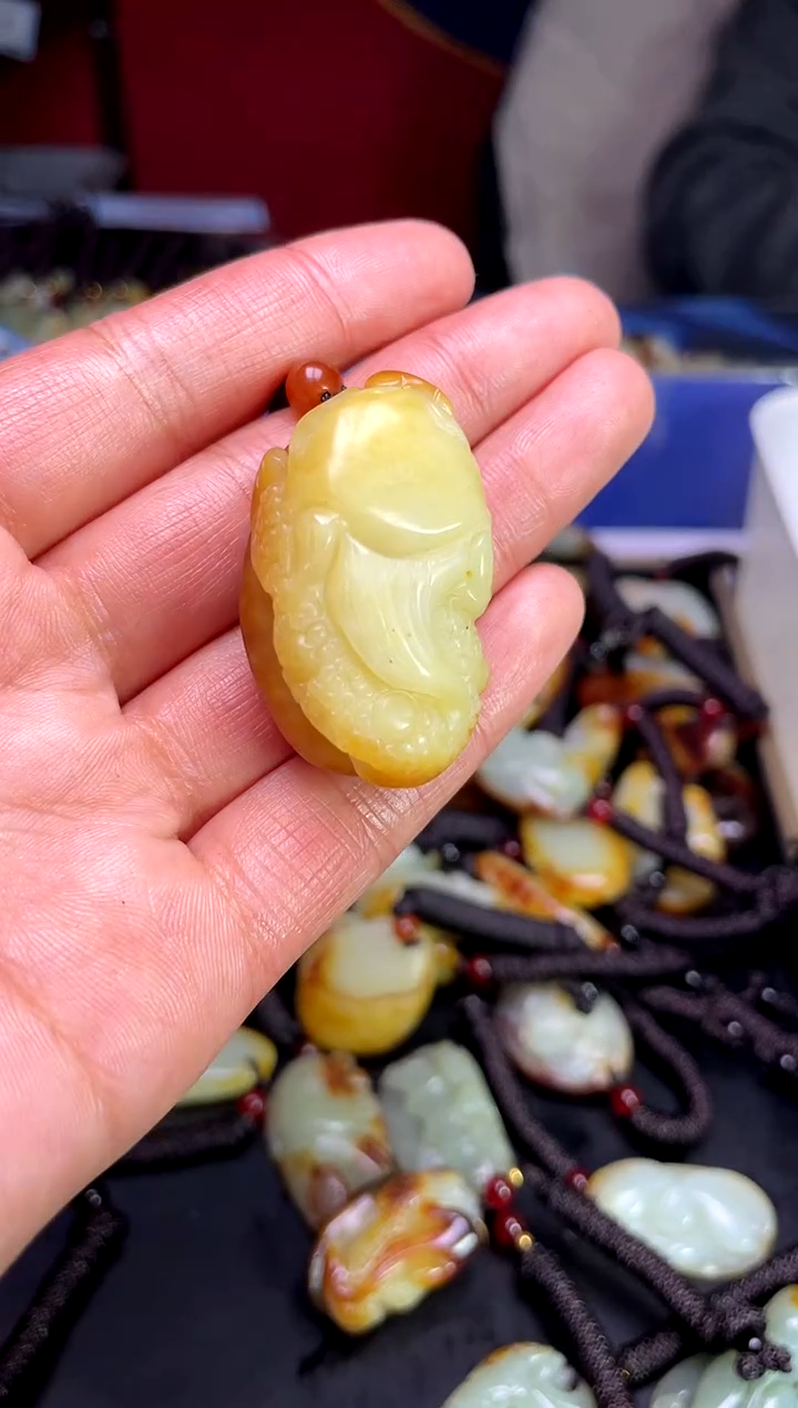 【闪购商品】和田玉颈饰未镶嵌1