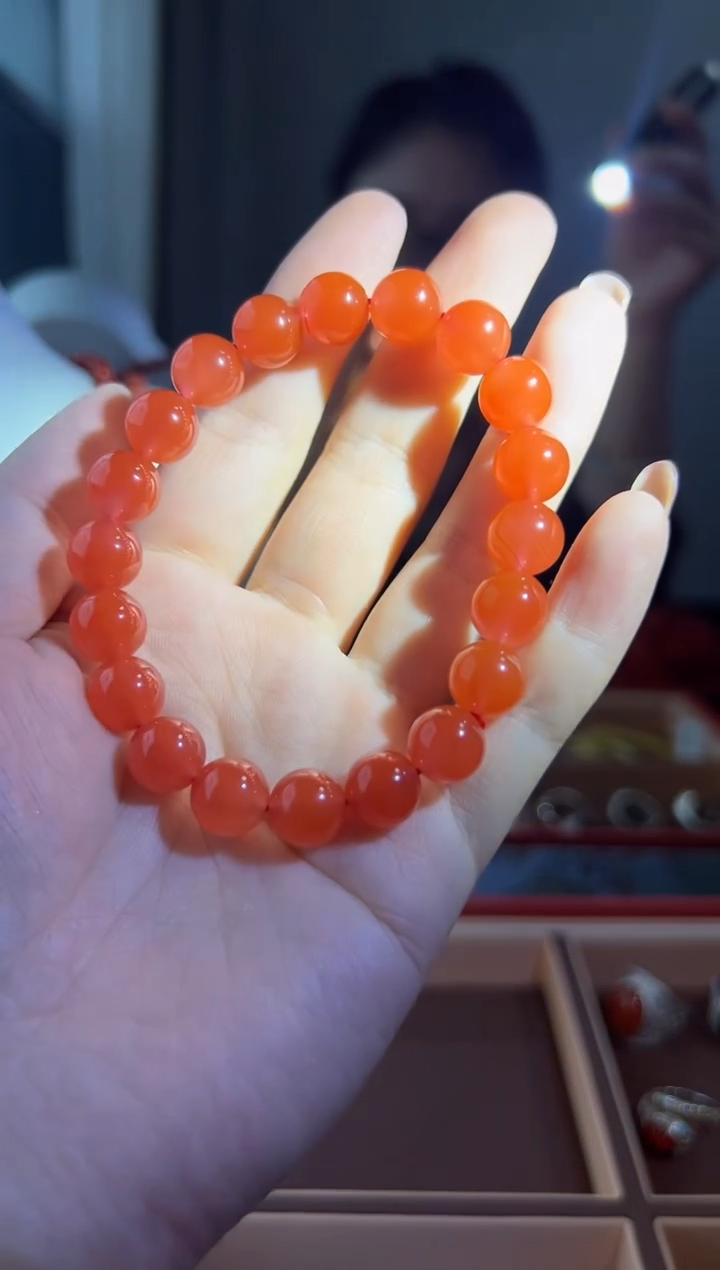 【闪购商品】南红玛瑙手串未镶嵌单圈