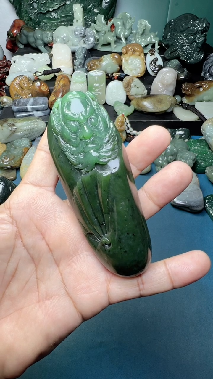 未镶嵌和田玉把件-