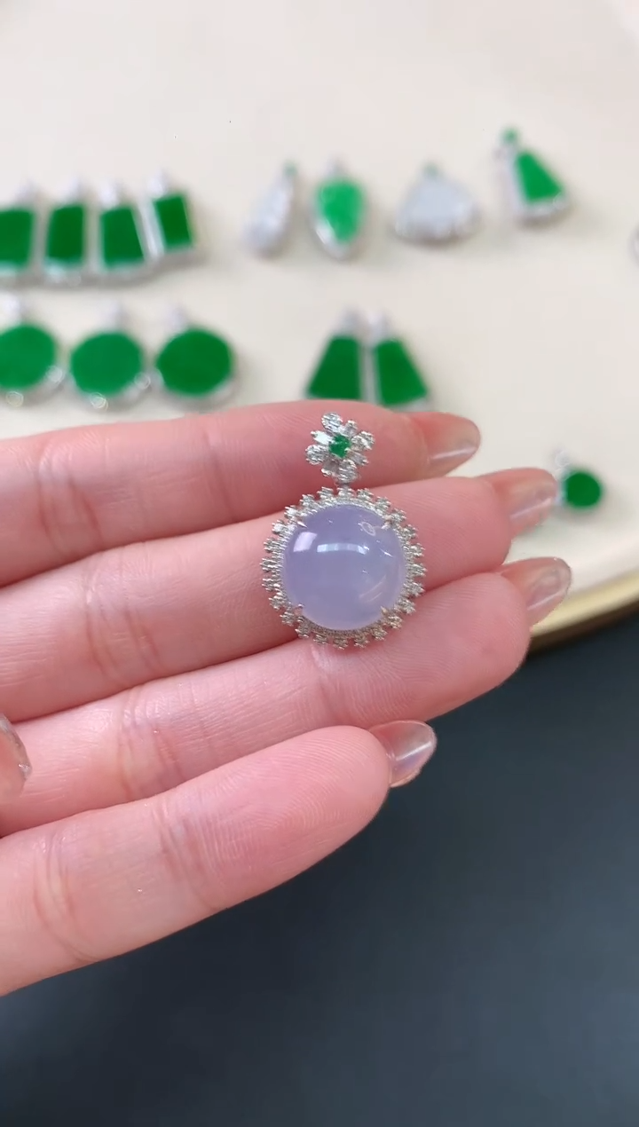 【闪购商品】翡翠吊坠(不含链)18K金镶嵌A695|6800