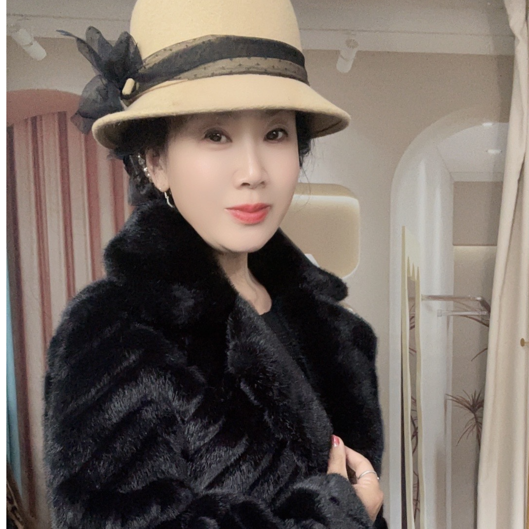 阔太太气质皮毛一体女外套中长款时尚外套新款阔太太气质毛毛外套