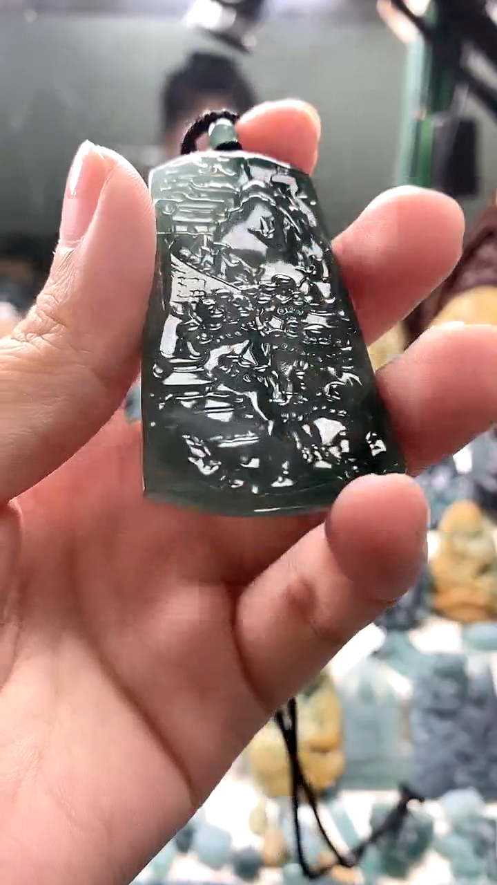 颈饰未镶嵌翡翠翡翠