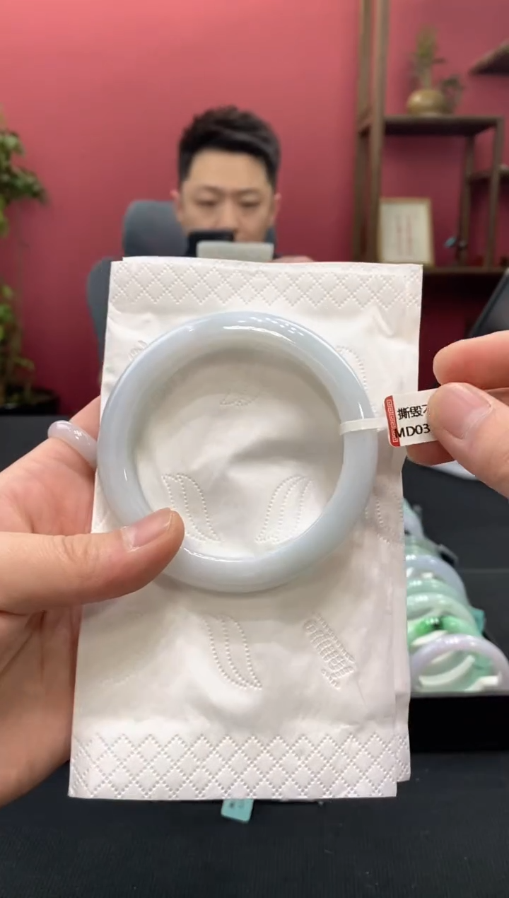 【闪购商品】翡翠手镯未镶嵌00002307