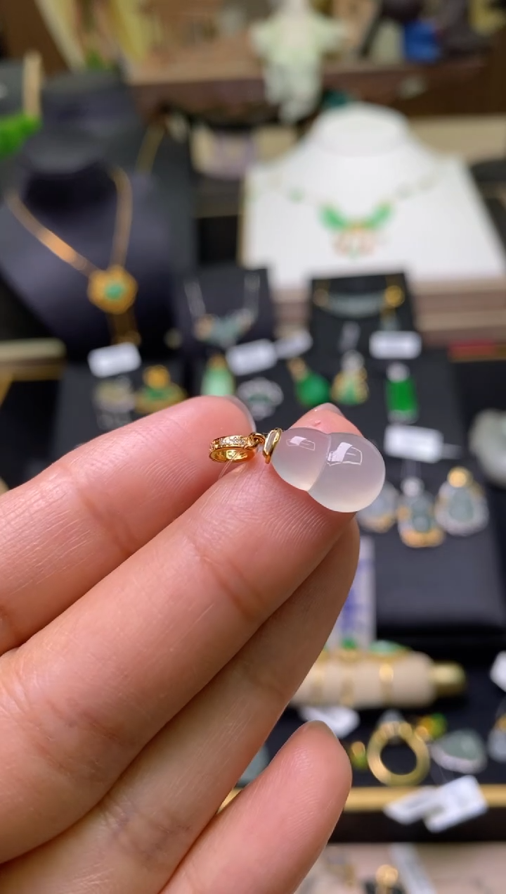 【闪购商品】翡翠颈饰18K金镶嵌净货16189