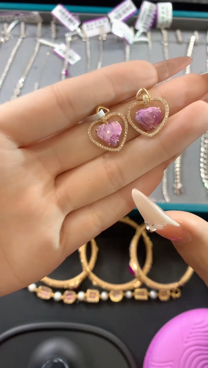 【闪购商品】苏纪石（舒俱来）.18K金镶嵌舒俱来戒指