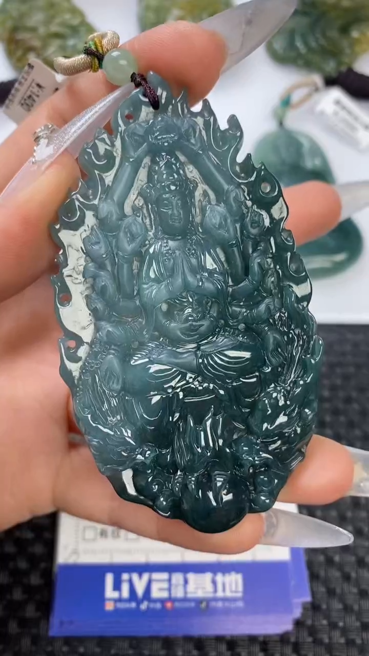 【闪购商品】翡翠颈饰未镶嵌1111111111111111