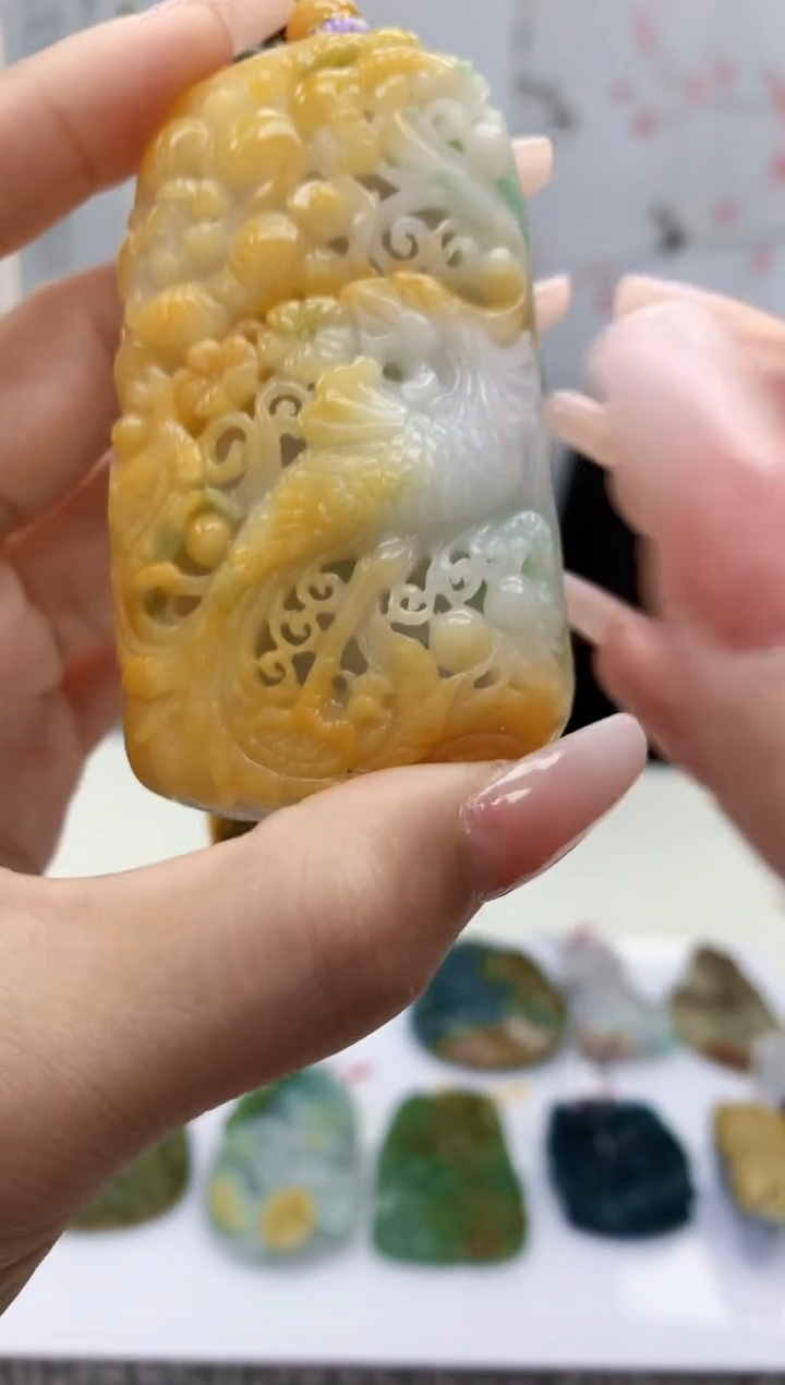 【闪购商品】定制翡翠未镶嵌4812lr-毛货挂件54