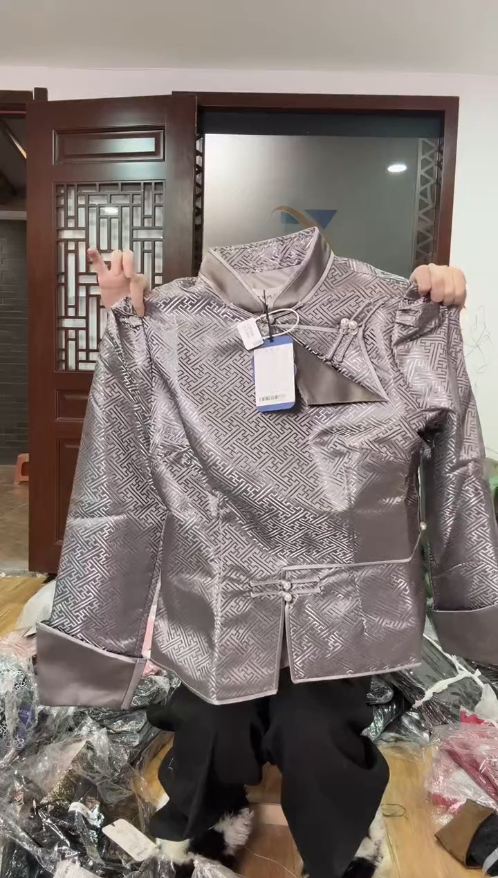 外套       2XL码    125-135斤