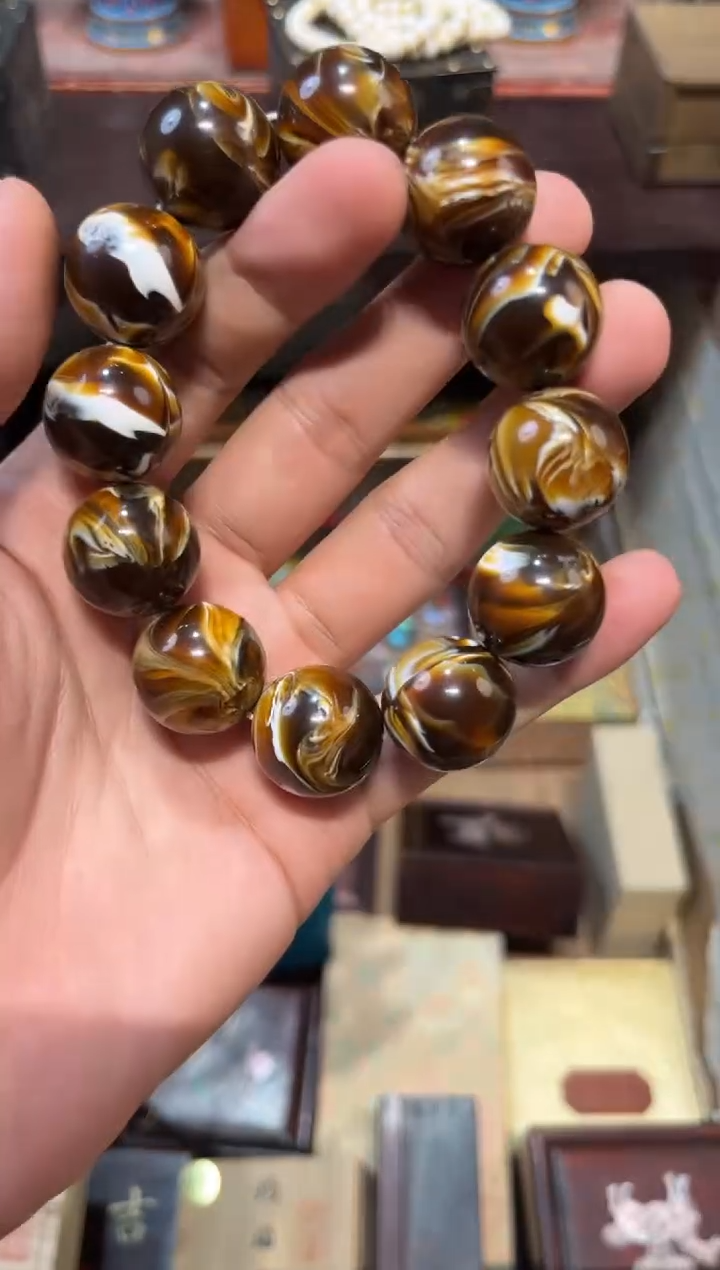 未镶嵌琥珀裸石W刘哥高端专属精品68