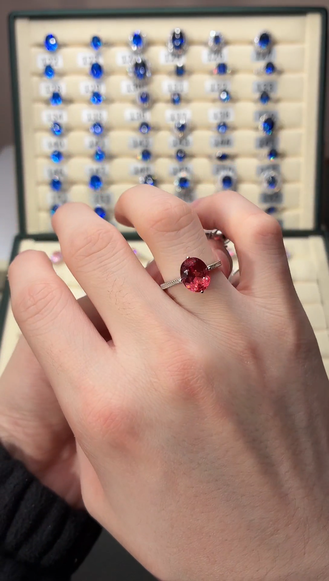 3蓝宝石（处理）无品牌 925银 轻奢女神款帕帕拉恰火莲花色系