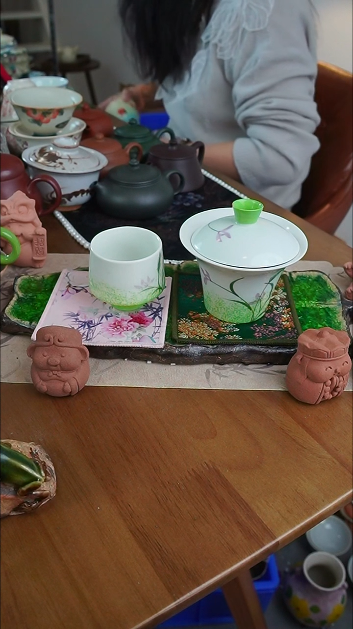 【茶瓷物语】绿色马蹄盖碗