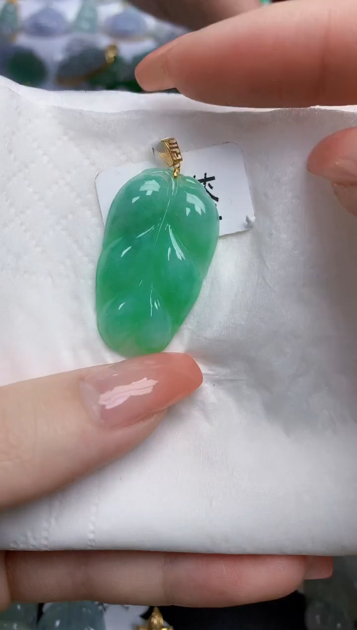 【闪购商品】翡翠颈饰未镶嵌天然缅甸翡翠A货