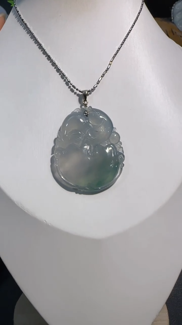 【闪购商品】翡翠颈饰18K金镶嵌吊坠