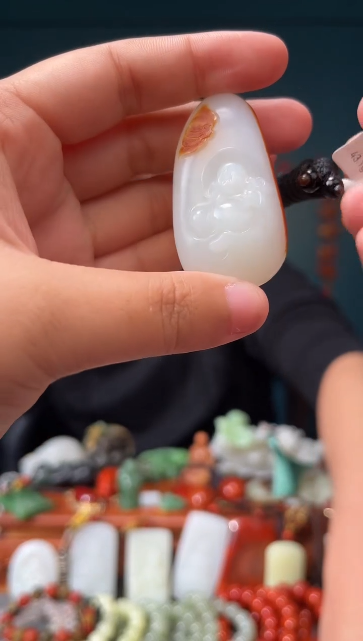 【闪购商品】和田玉未镶嵌颈饰吊坠