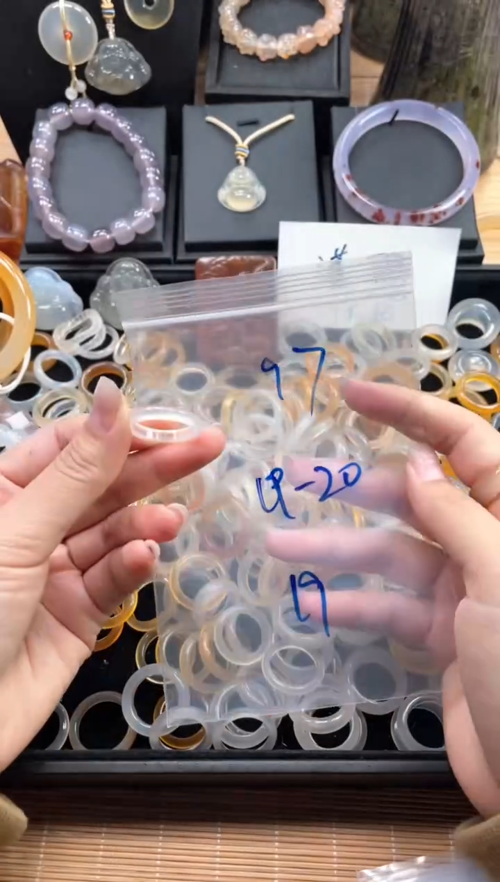 未镶嵌戒指玛瑙/玉髓97