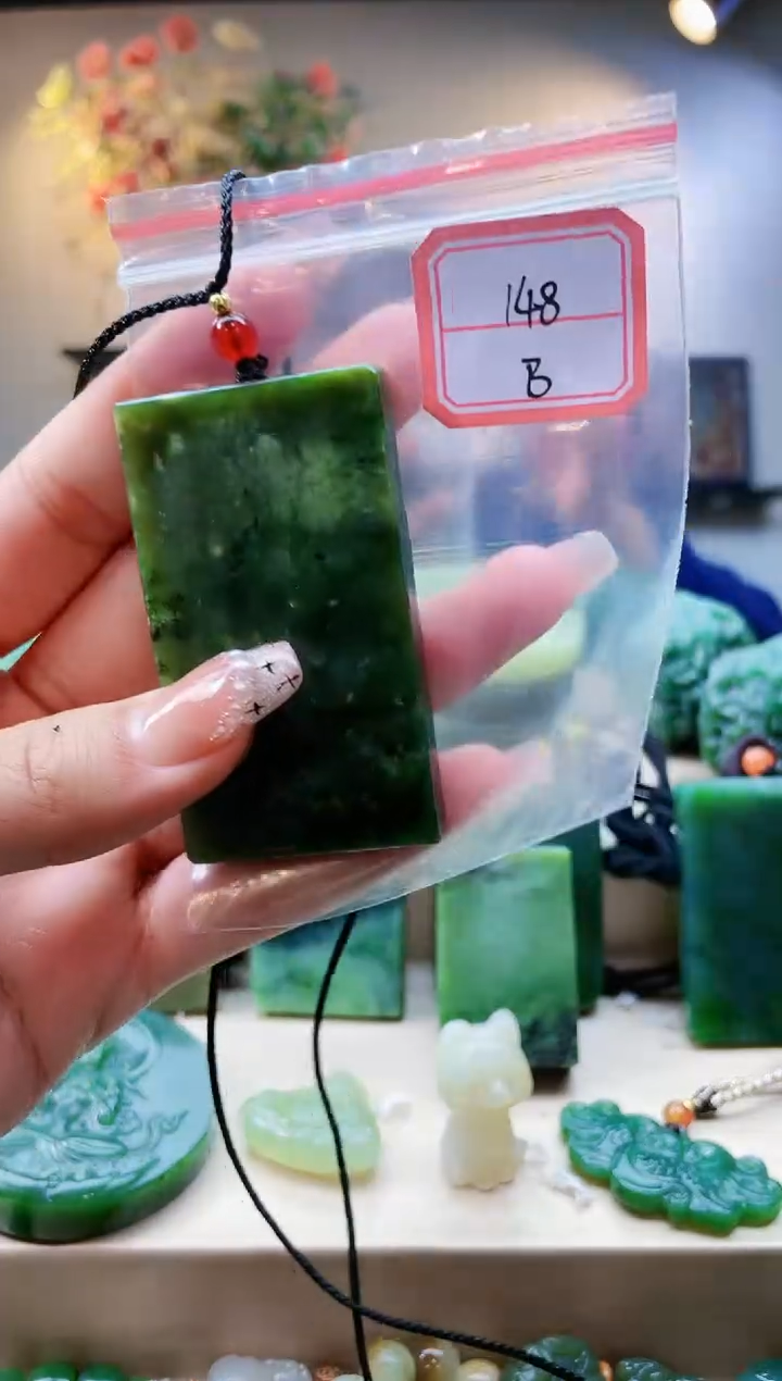 【闪购商品】和田玉挂件未镶嵌1