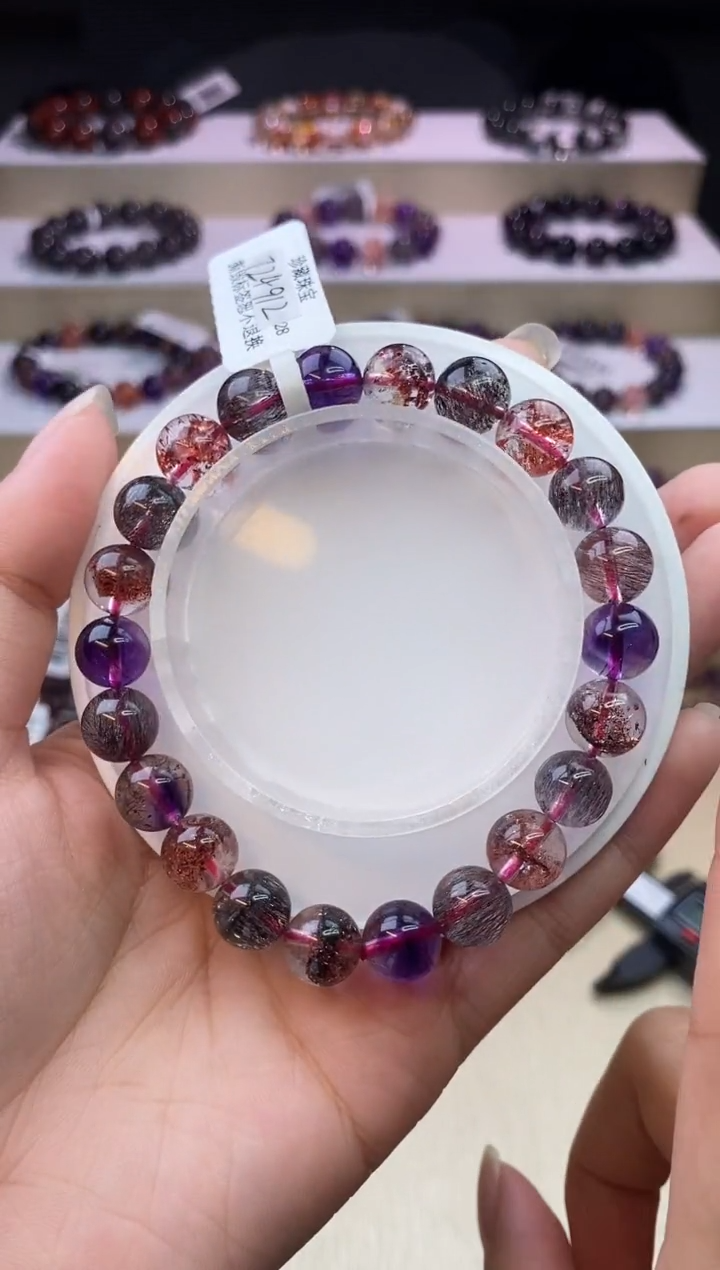 【闪购商品】水晶手链未镶嵌黑加仑超七9m+