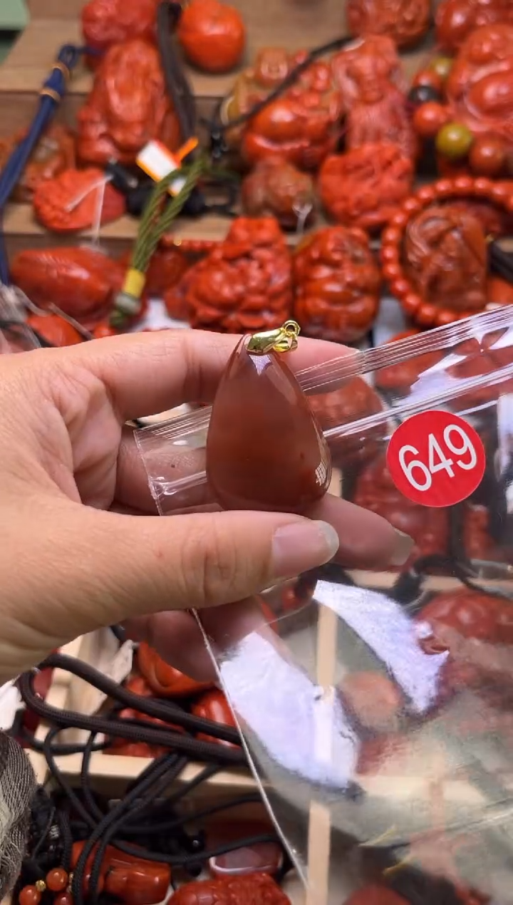 【闪购商品】南红玛瑙珠宝奇石未镶嵌6491