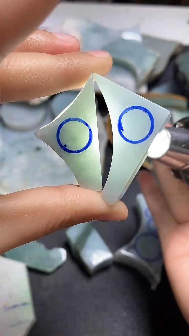 【闪购商品】翡翠颈饰未镶嵌料子