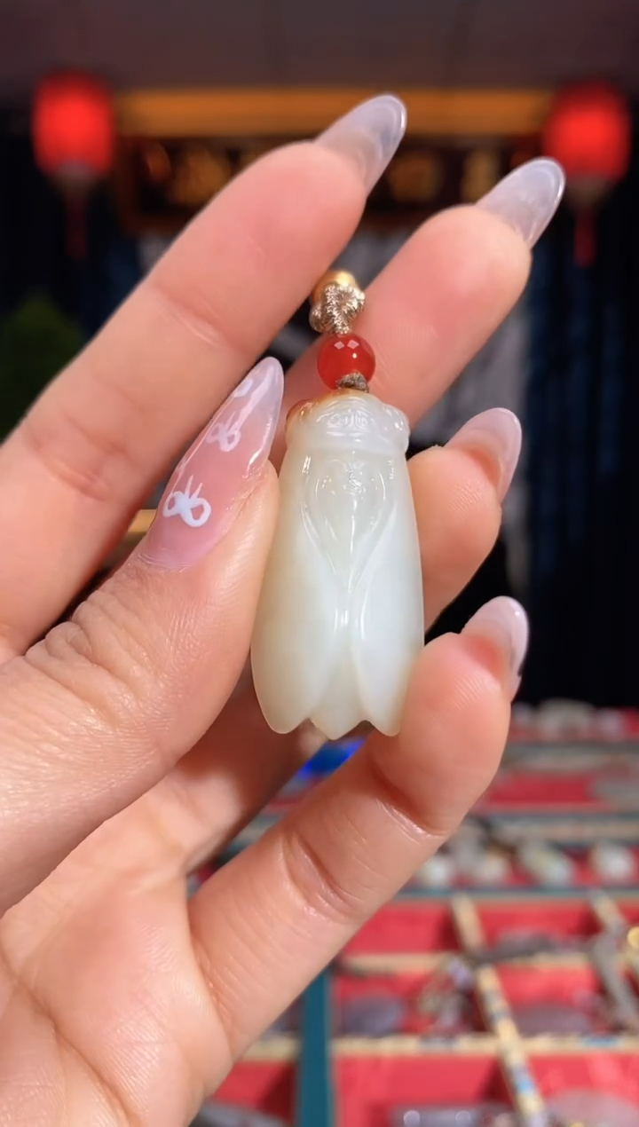 【闪购商品】和田玉颈饰未镶嵌蝉