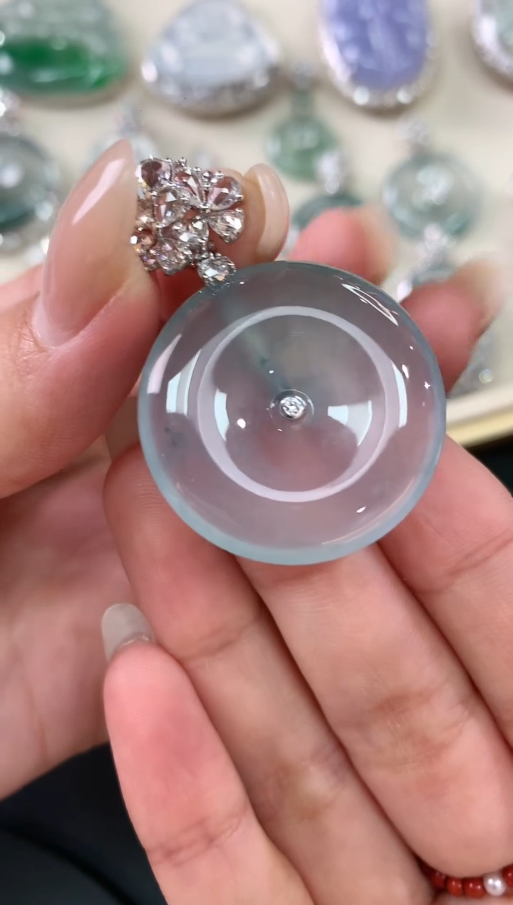 【闪购商品】翡翠吊坠(不含链)18K金镶嵌A526|49800