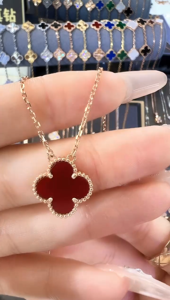 【闪购商品】玛瑙/玉髓颈饰18K金镶嵌18K玫瑰金项链