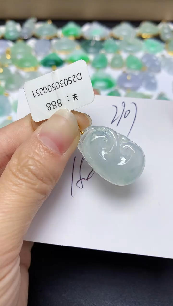 翡翠18K金镶嵌颈饰 天然翡翠A货
