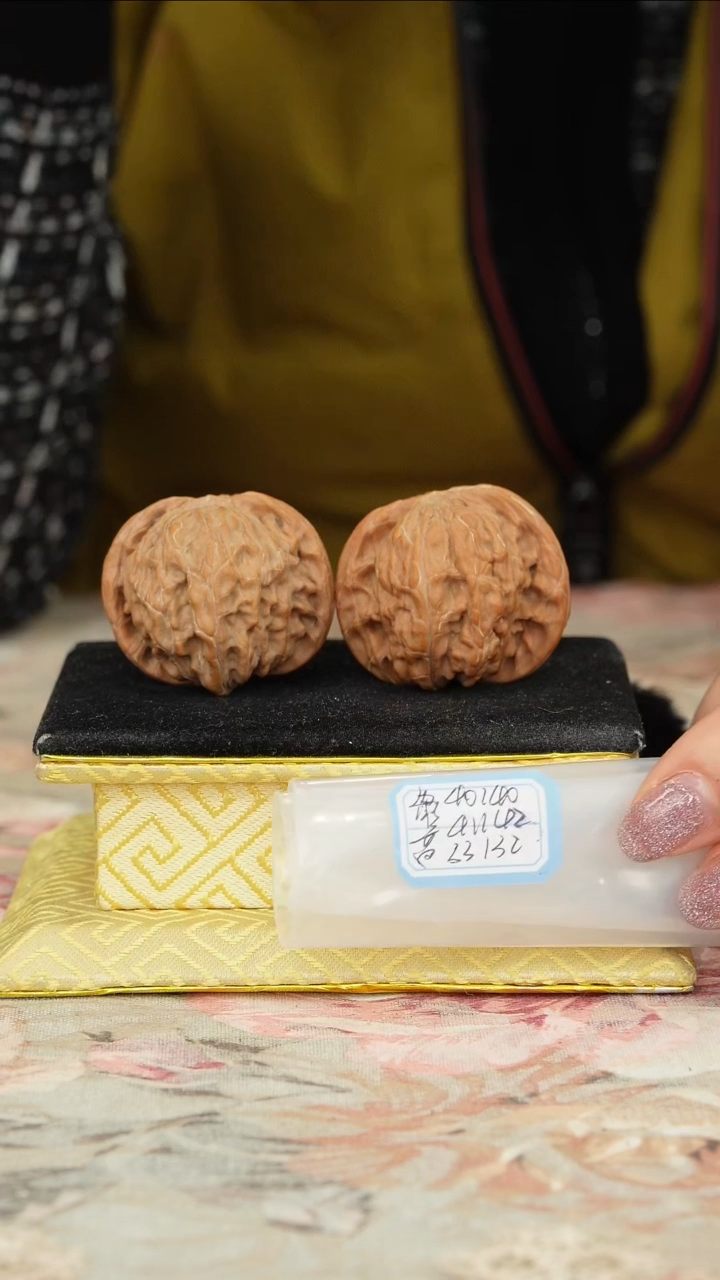 【闪购商品】文玩核桃把件磨盘