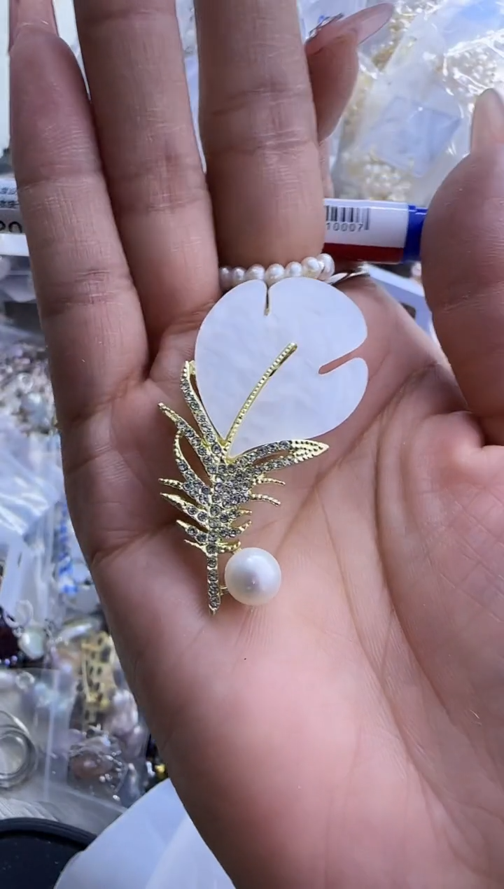 【闪购商品】淡水珍珠胸针未镶嵌351