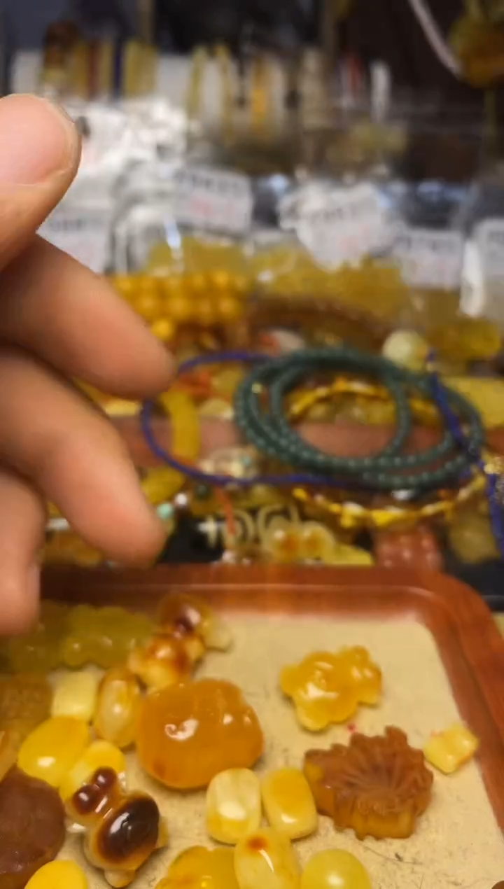 【闪购商品】琥珀珠宝奇石未镶嵌F068