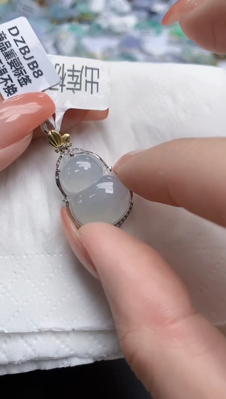 【闪购商品】翡翠颈饰18K金镶嵌天然缅甸翡翠A货