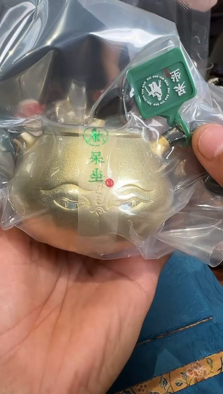 --呆坐 鎏金整敲珐琅天使之眼玉滴壶