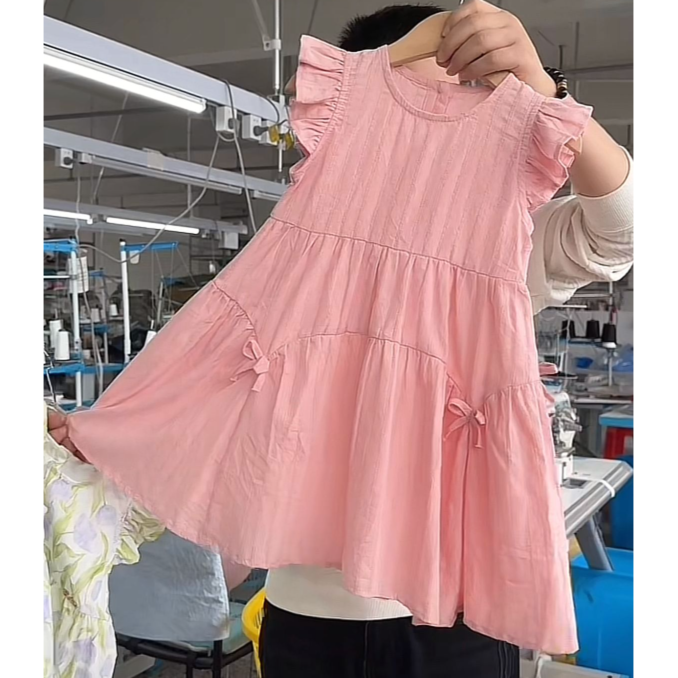 女童粉色连衣裙夏季