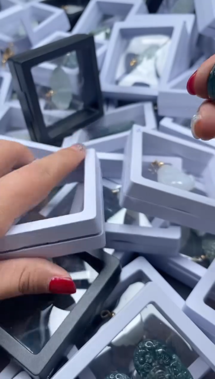 【闪购商品】翡翠吊坠(不含链)未镶嵌39432