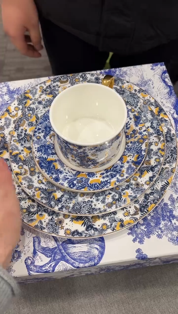 【闪购商品】杯000------------