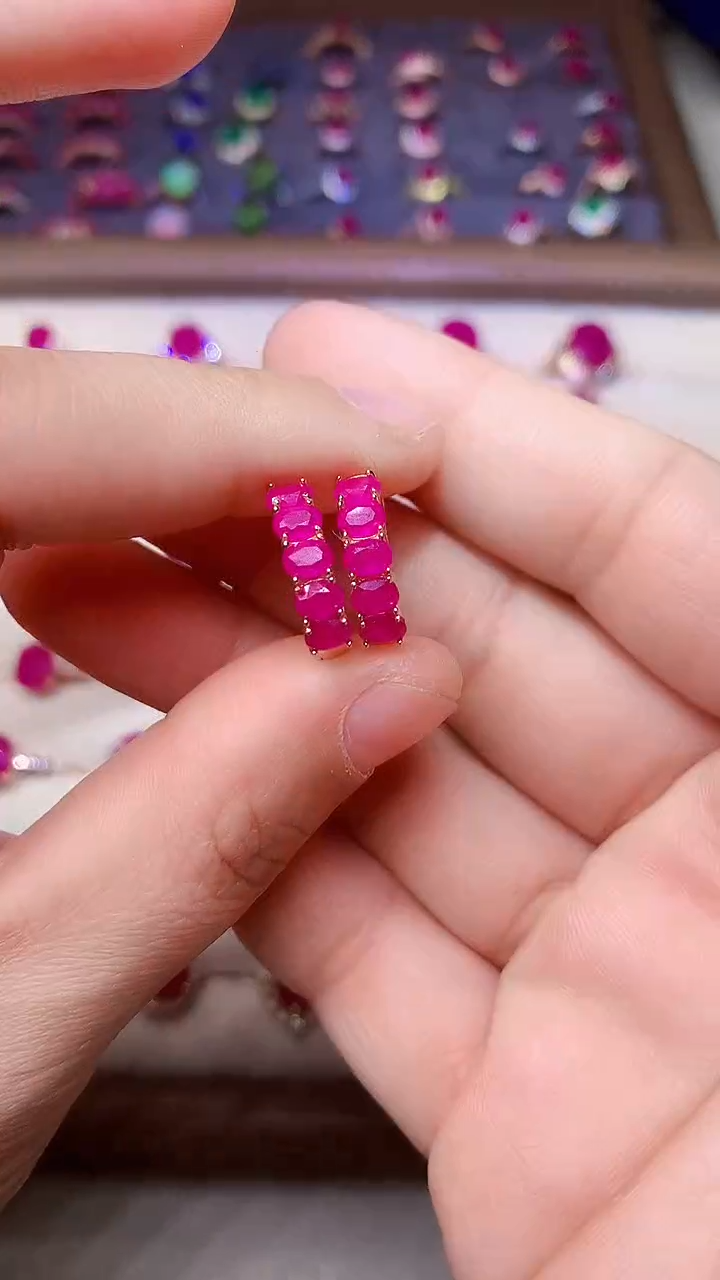 【闪购商品】红宝石耳饰银S925镶嵌00000