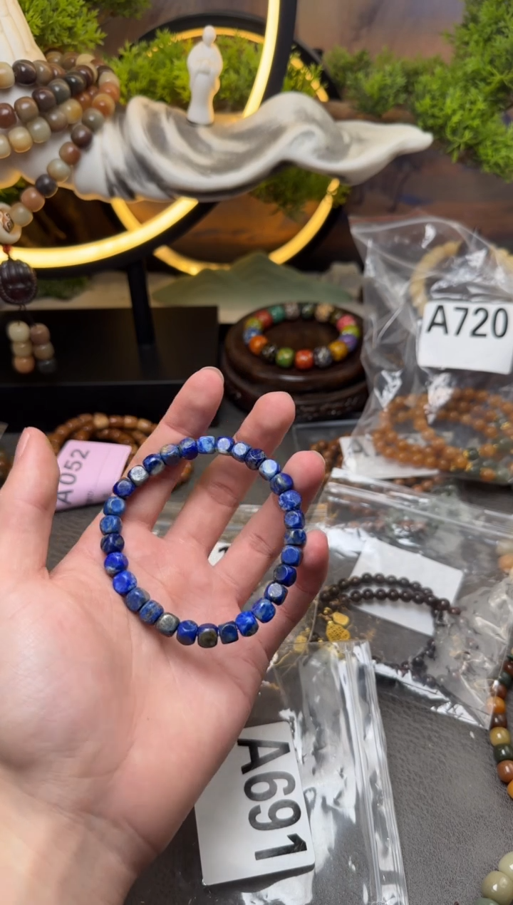 【闪购商品】青金石手链未镶嵌A691 青金石六方