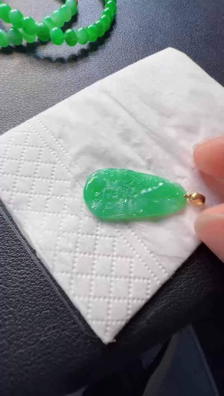 翡翠18K金镶嵌吊坠(不含链)580