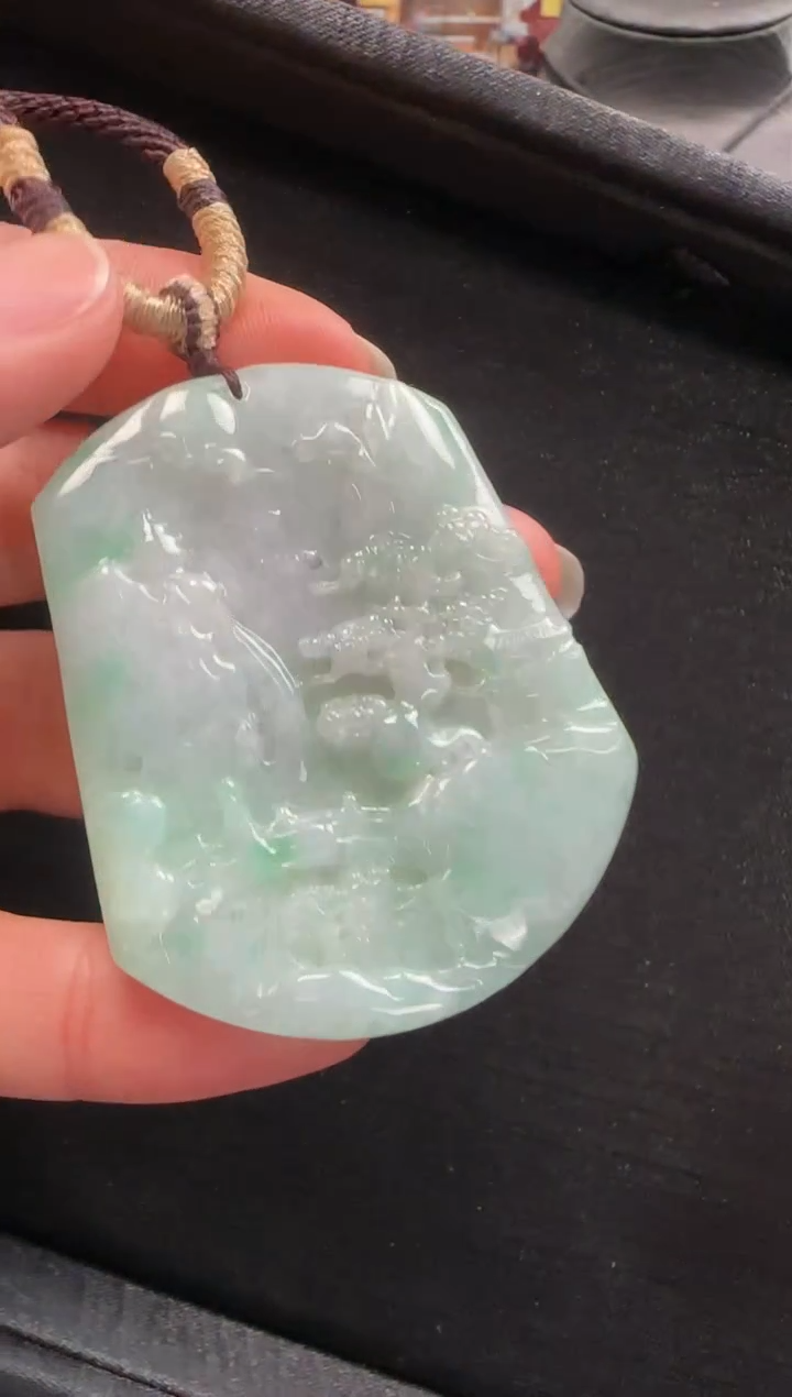 【闪购商品】翡翠颈饰未镶嵌152山水牌一个